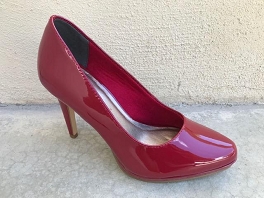 scarlet patent