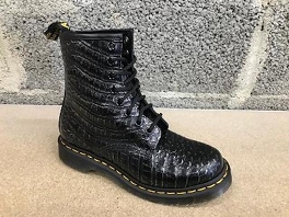 DR MARTENS 1460 W WILD CROC EMBOSS<br>