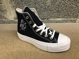 CONVERSE CTAS LIFT PLATFORM EMBROIDERED CRYSTALS<br>