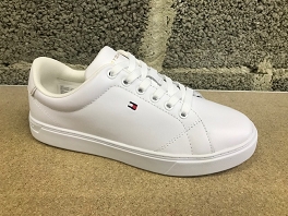 TOMMY HILFIGER ESSENTIAL COURT SNEAKER<br>