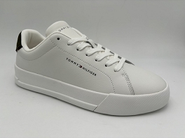  TH COURT LTH DETAIL ESS<br>Ecru-Vert