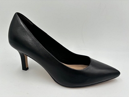  22434 41<br>Black Leather