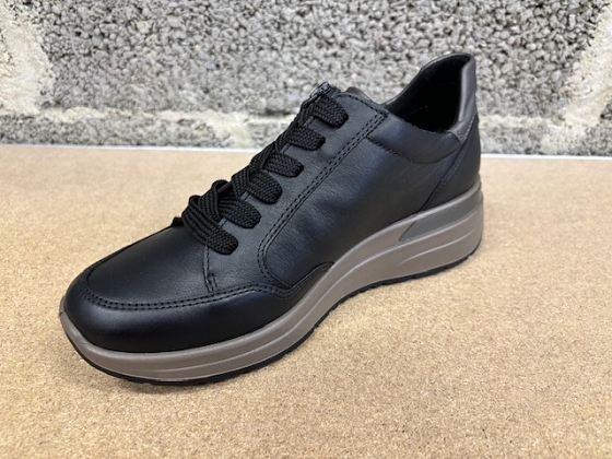 Ara tennis 12 57704 1989501_3
