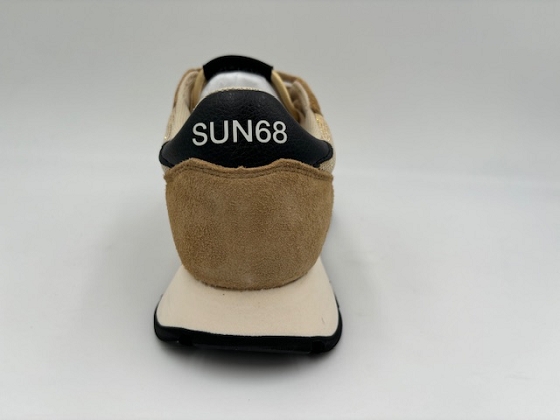 Sun68 tennis z45204 1994801_2