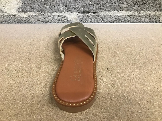 Girlhood mule chania 5473501_2