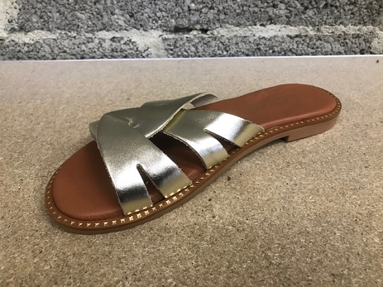 Girlhood mule chania 5473501_3