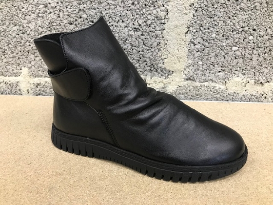 Karyoka boots diappo 