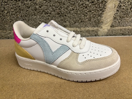 Victoria tennis 1258246 