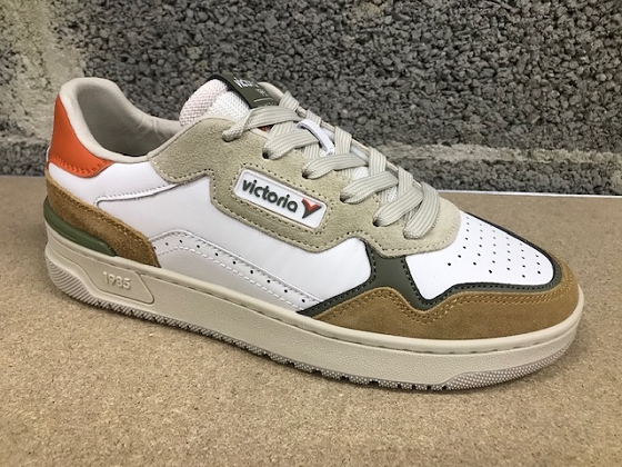 Victoria tennis 800116 