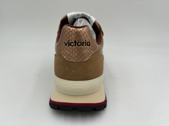 Victoria tennis 1157115 5679501_2