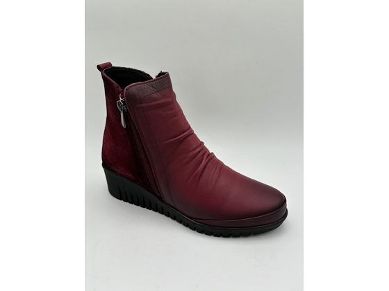 Madory boots irone 